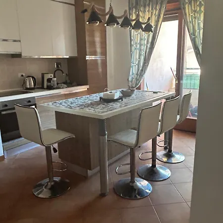 Apartment Roma Mare